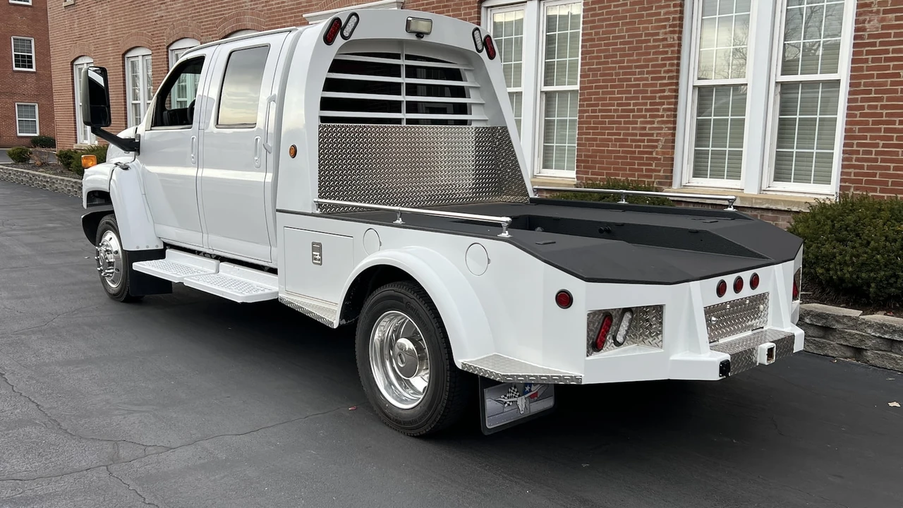 2006 Chevrolet Kodiak - Image 3 of 9
