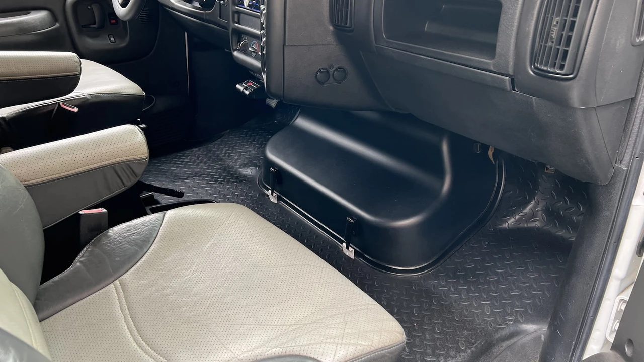 2006 Chevrolet Kodiak - Image 7 of 9