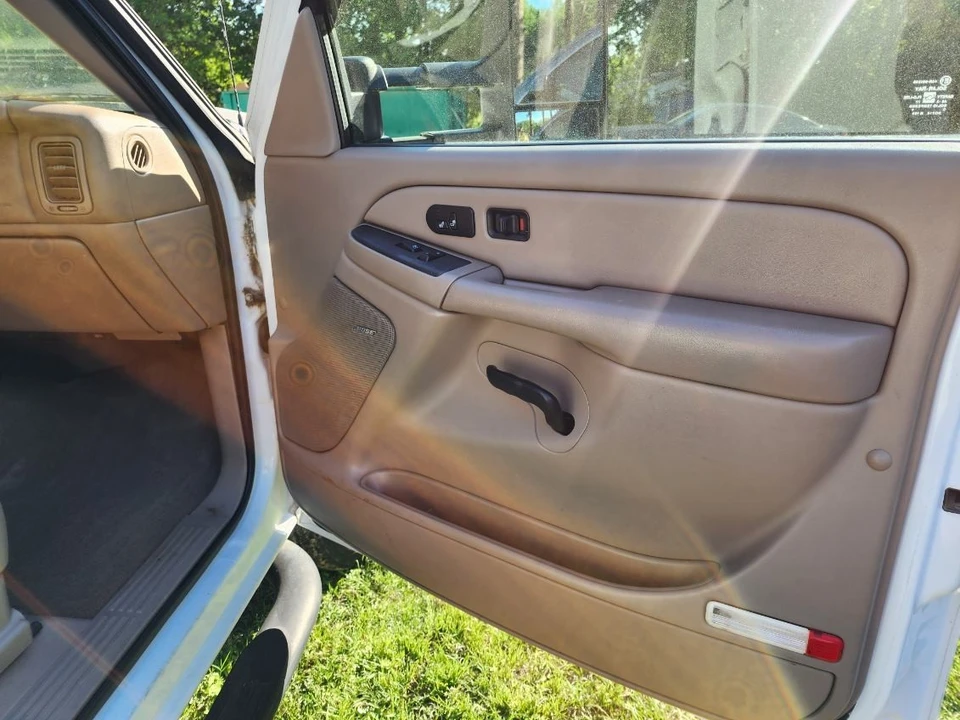 2006 Chevrolet C/K - Image 20 of 31