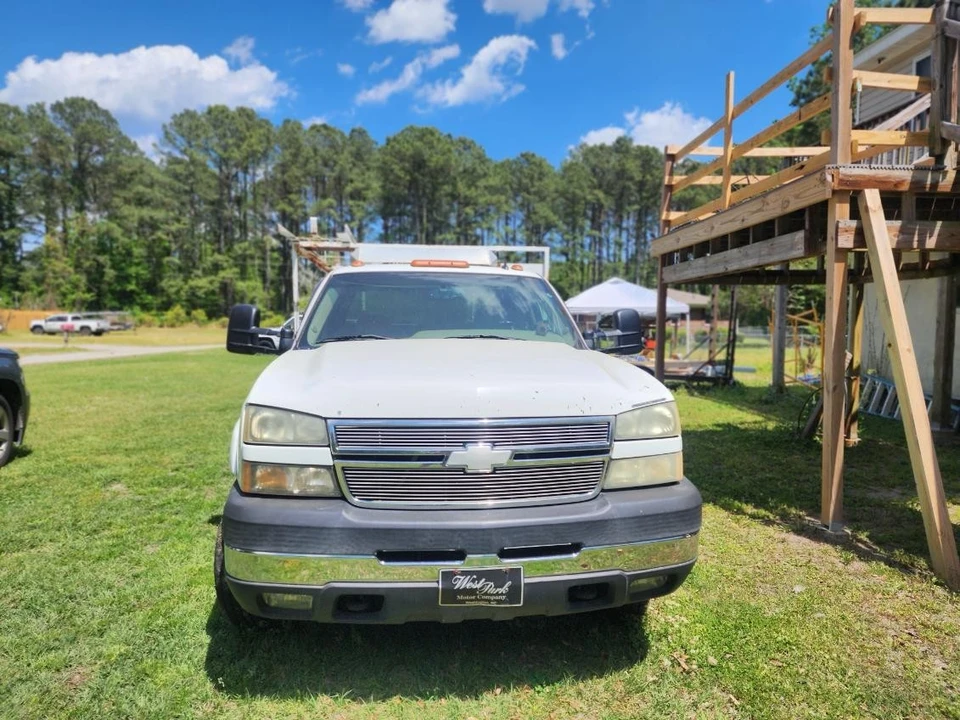2006 Chevrolet C/K - Image 2 of 31