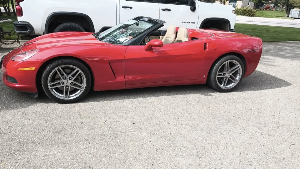 2006 Chevrolet Corvette C6 - Image 2 of 9