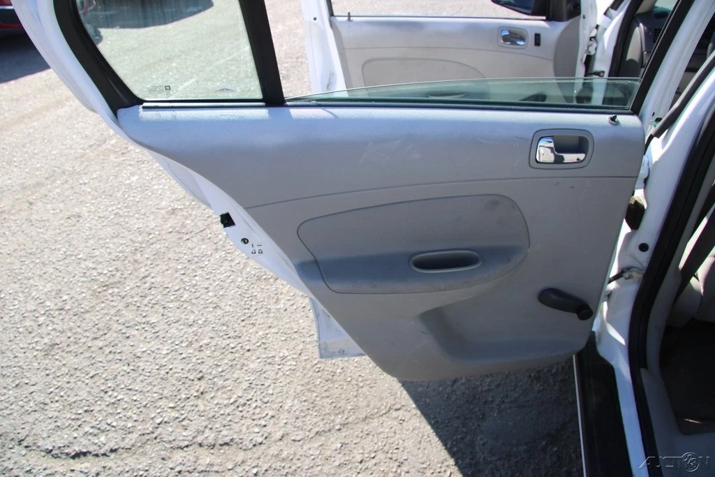 2006 Chevrolet Cobalt 1st Gen - Image 18 of 21