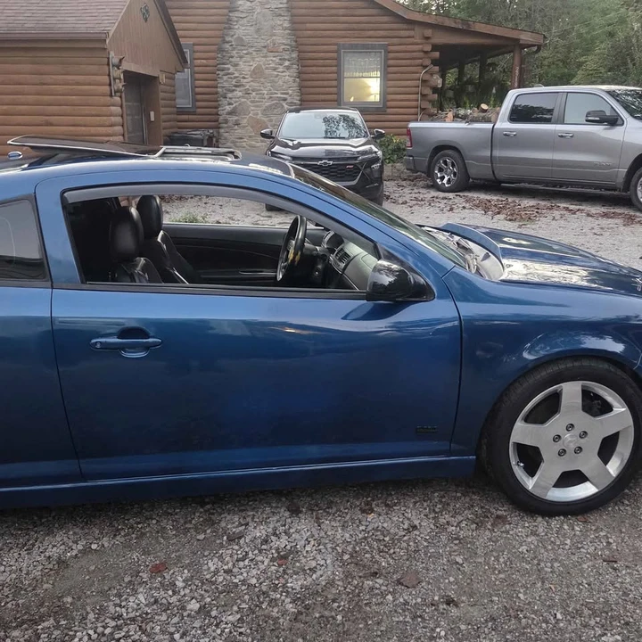 2006 Chevrolet Cobalt 1st Gen - Image 2 of 11