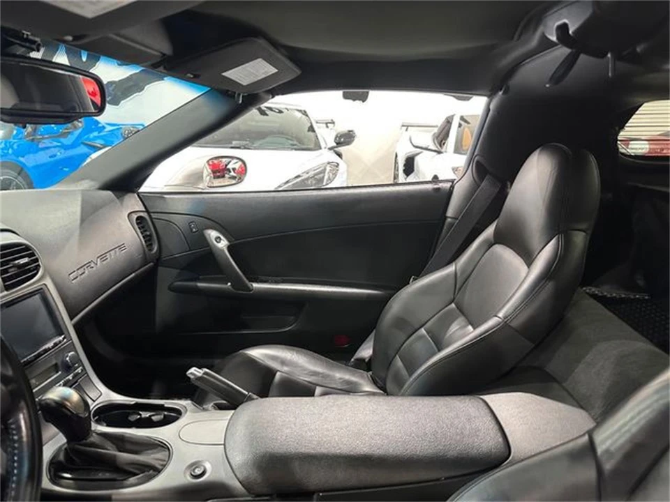 2006 Chevrolet Corvette C6 - Image 13 of 30