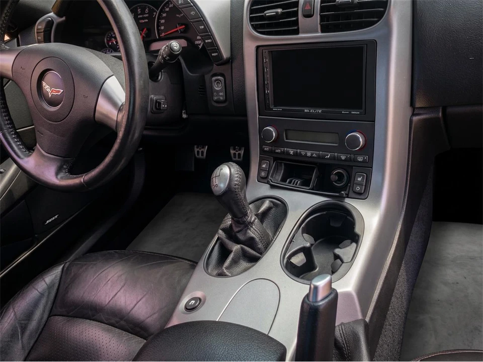 2006 Chevrolet Corvette C6 - Image 16 of 22