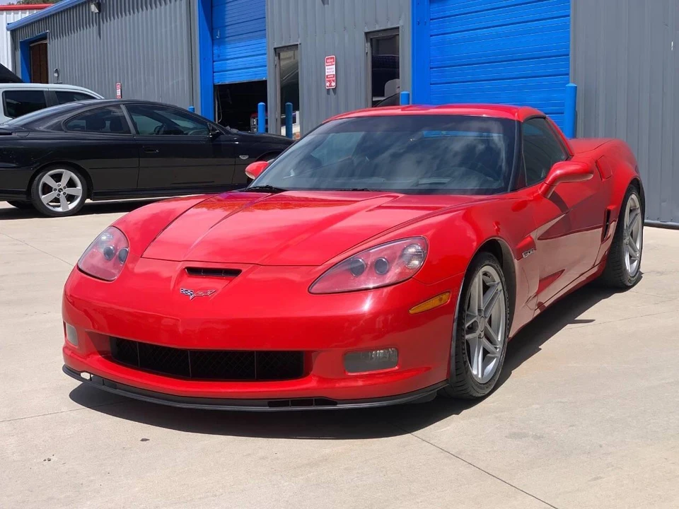 2006 Chevrolet Corvette C6 - Image 2 of 23