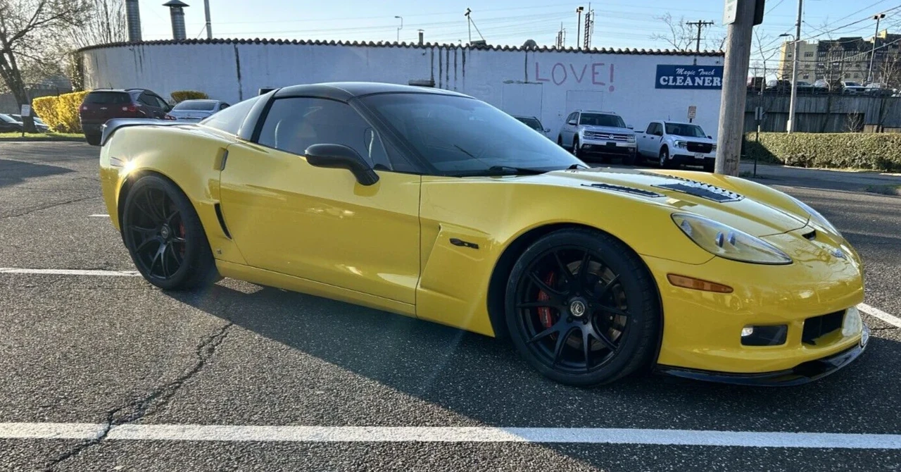 2006 Chevrolet Corvette C6 - Image 2 of 19