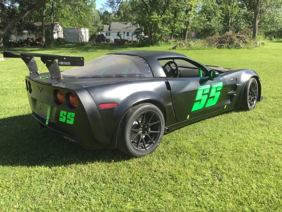 2006 Chevrolet Corvette C6 - Image 2 of 13
