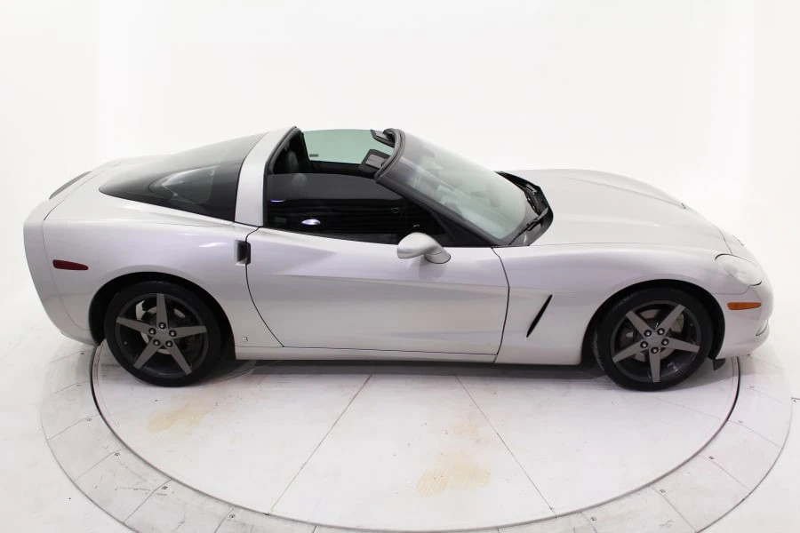2006 Chevrolet Corvette C6 - Image 2 of 7