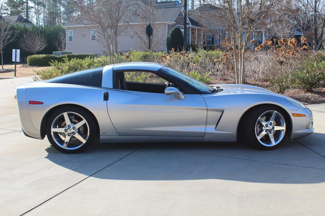 2006 Chevrolet Corvette C6 - Image 3 of 21