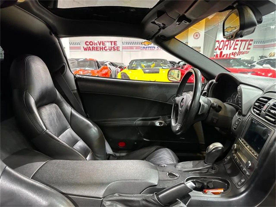 2006 Chevrolet Corvette C6 - Image 17 of 30