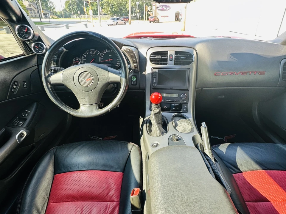 2006 Chevrolet Corvette C6 - Image 12 of 21