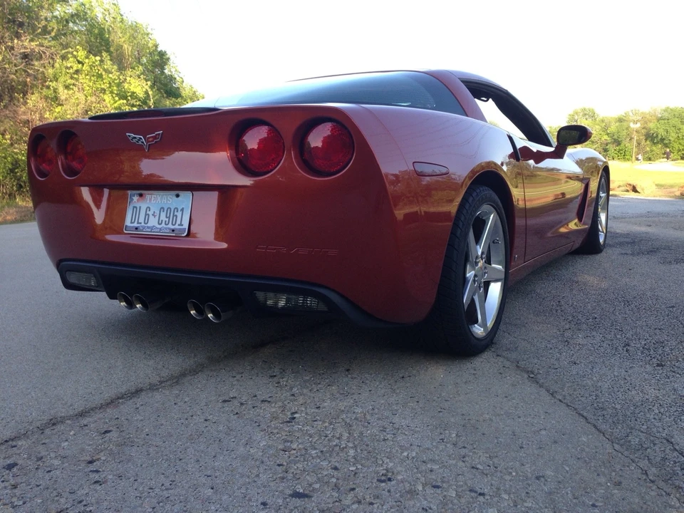 2006 Chevrolet Corvette C6 - Image 2 of 15
