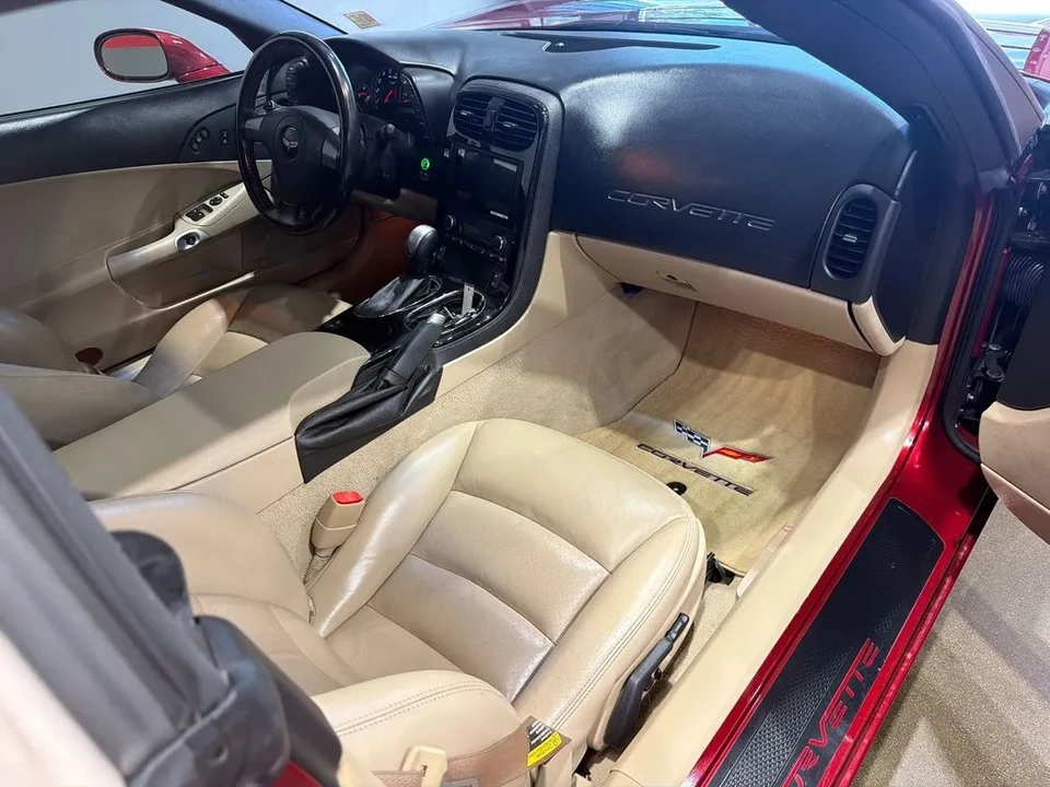 2006 Chevrolet Corvette C6 - Image 18 of 31