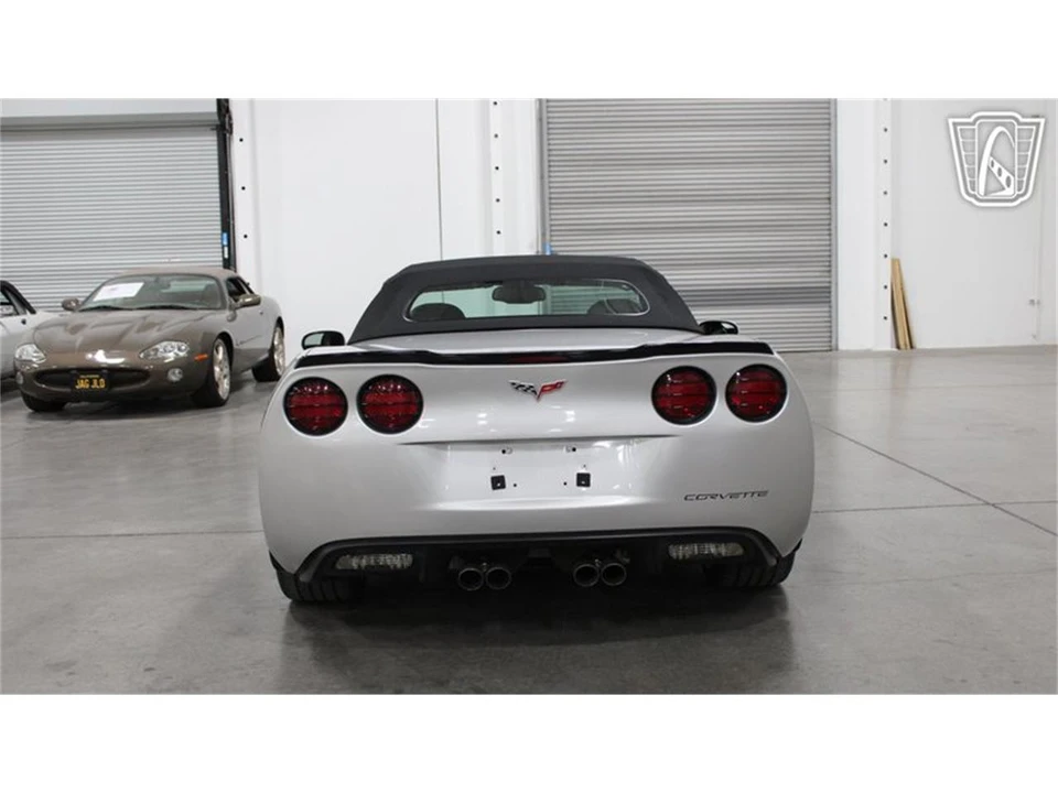 2006 Chevrolet Corvette C6 - Image 16 of 31