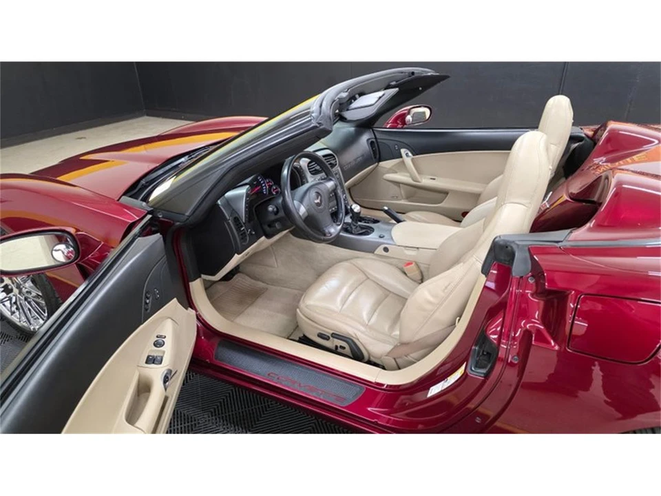 2006 Chevrolet Corvette C6 - Image 8 of 31