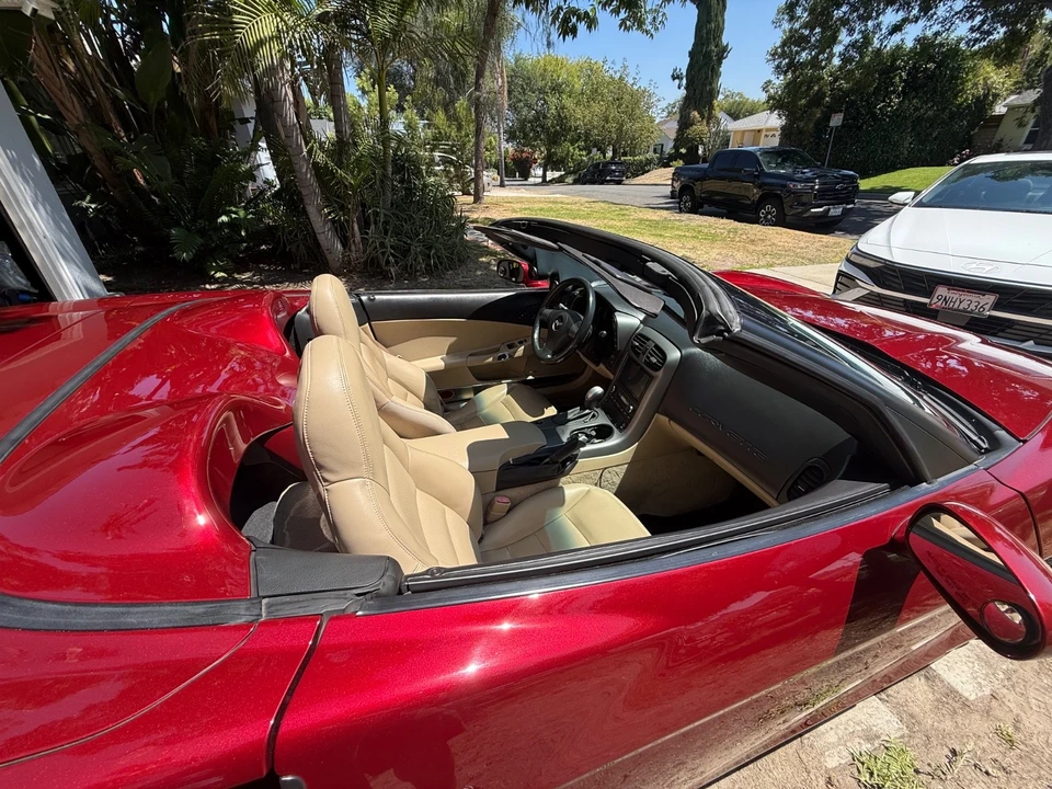 2006 Chevrolet Corvette C6 - Image 16 of 21