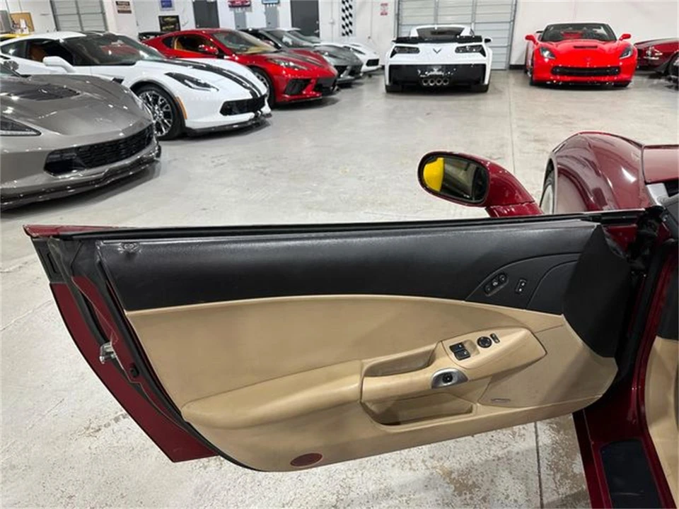 2006 Chevrolet Corvette C6 - Image 14 of 30