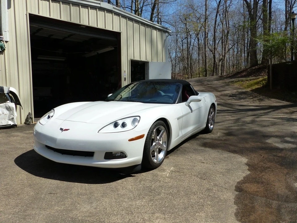 2006 Chevrolet Corvette C6 - Image 2 of 12