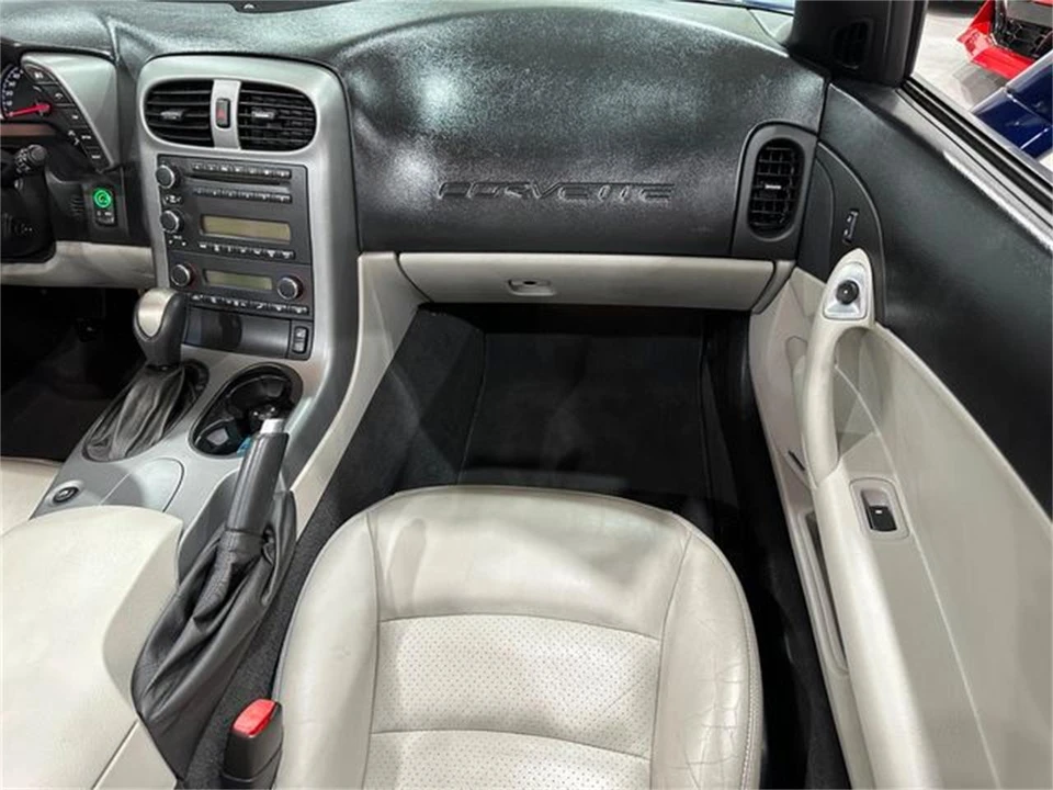 2006 Chevrolet Corvette C6 - Image 11 of 30