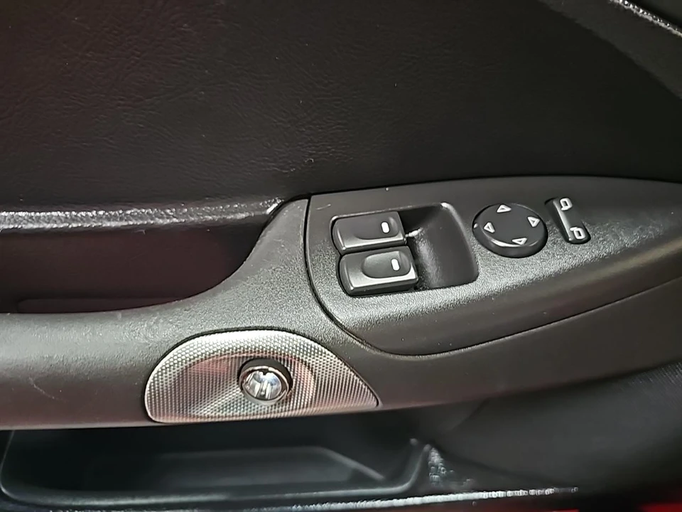 2006 Chevrolet Corvette C6 - Image 18 of 31