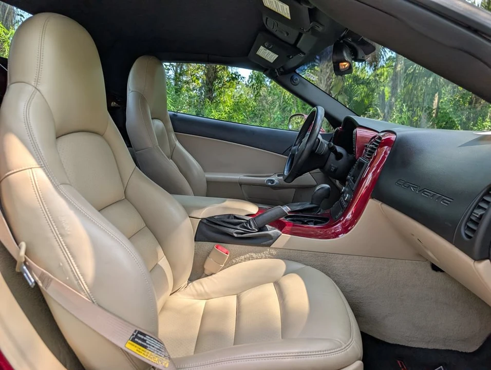 2006 Chevrolet Corvette C6 - Image 12 of 25