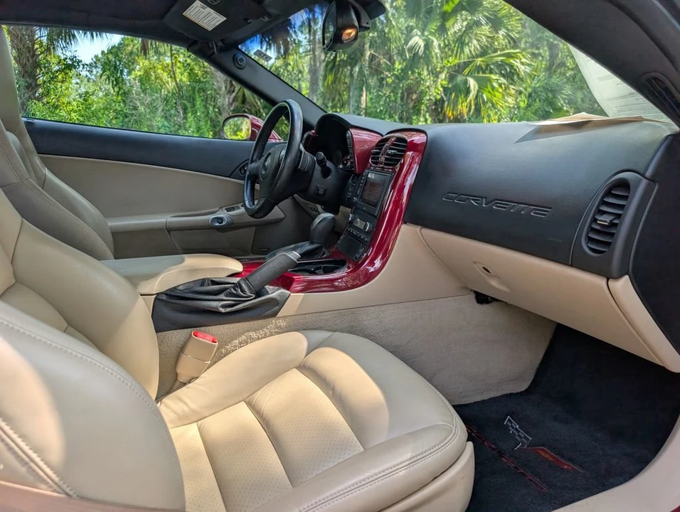 2006 Chevrolet Corvette C6 - Image 11 of 25