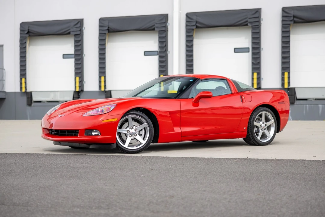 2006 Chevrolet Corvette C6 - Image 2 of 21