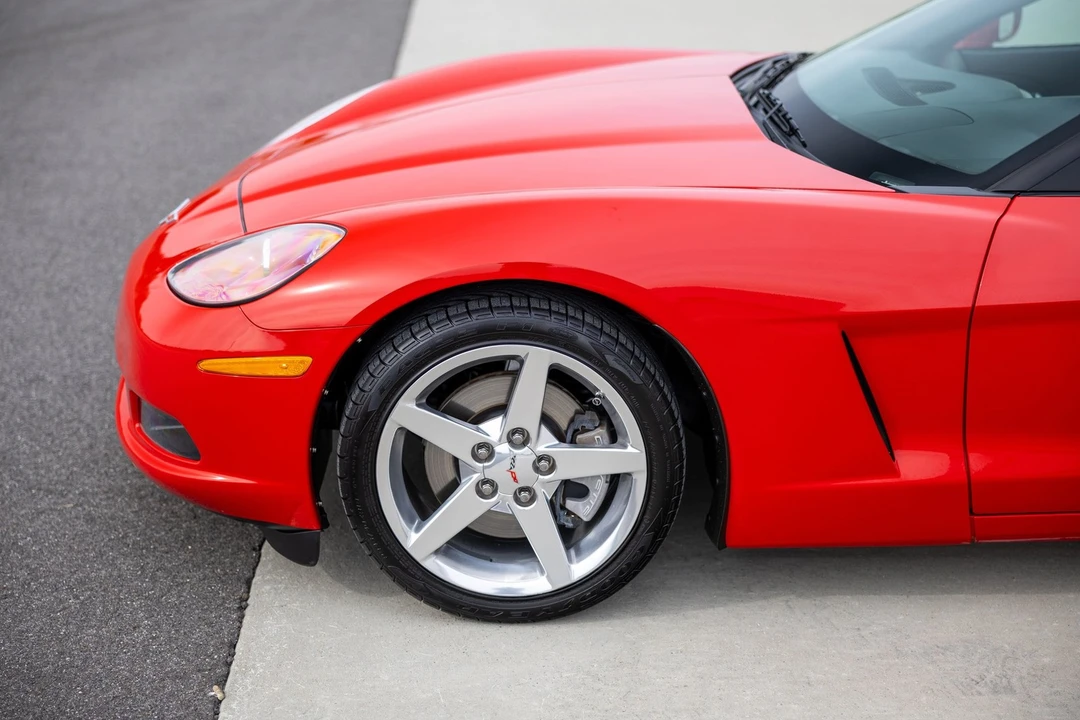 2006 Chevrolet Corvette C6 - Image 13 of 21
