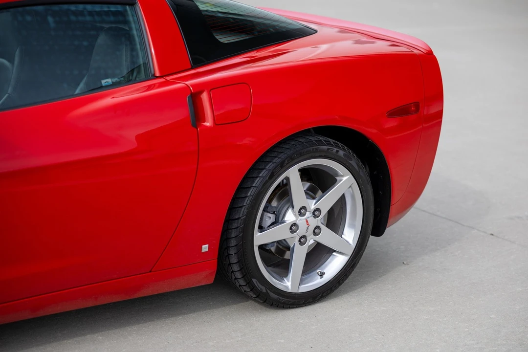2006 Chevrolet Corvette C6 - Image 14 of 21