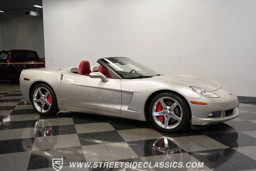 2006 Chevrolet Corvette C6 - Image 16 of 21