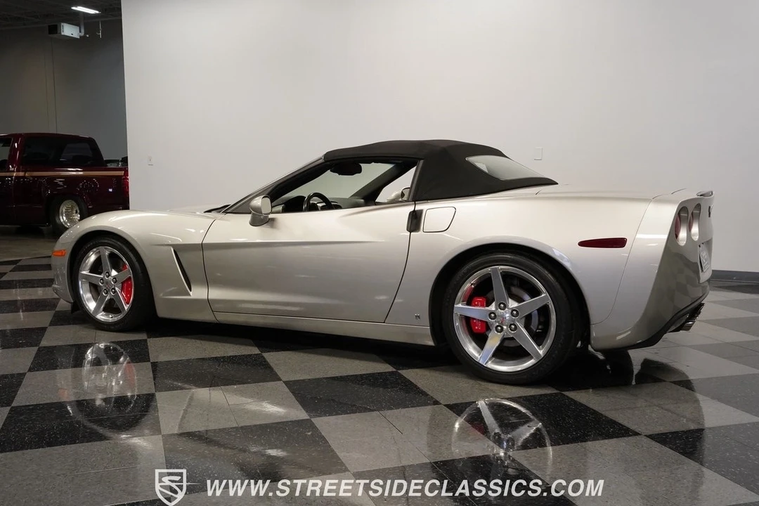 2006 Chevrolet Corvette C6 - Image 9 of 21