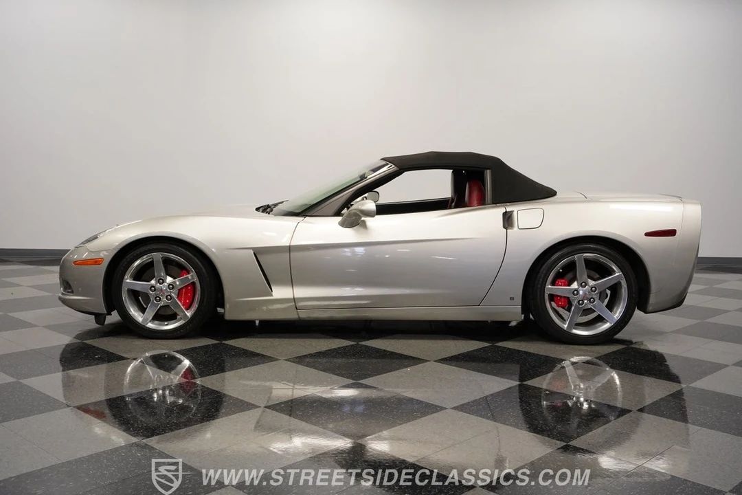 2006 Chevrolet Corvette C6 - Image 2 of 12