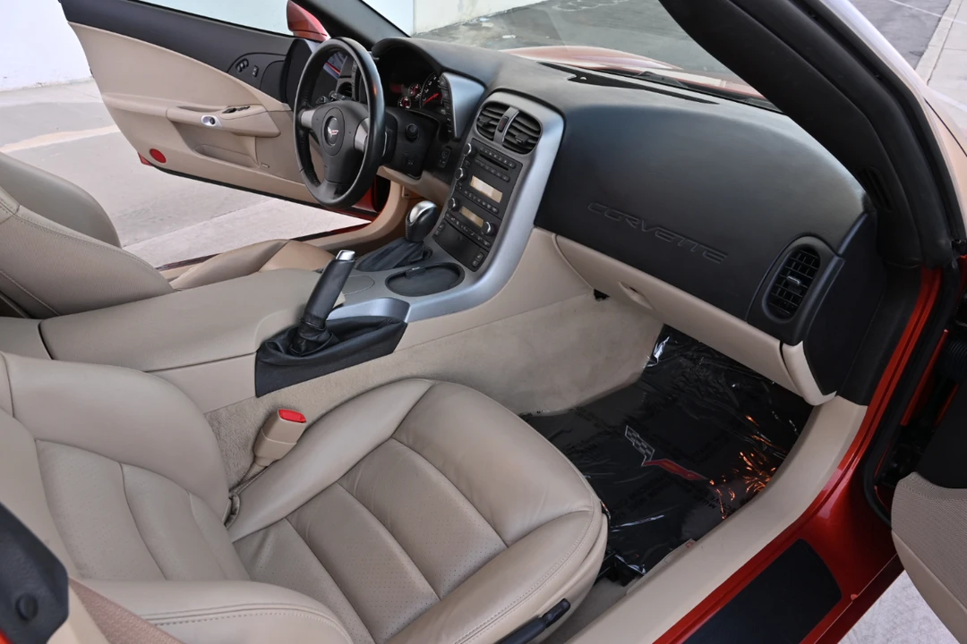 2006 Chevrolet Corvette - Image 13 of 31