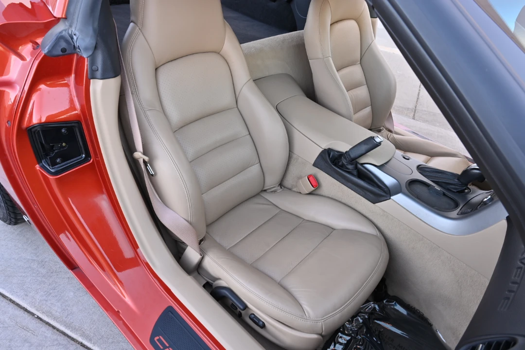 2006 Chevrolet Corvette - Image 15 of 31