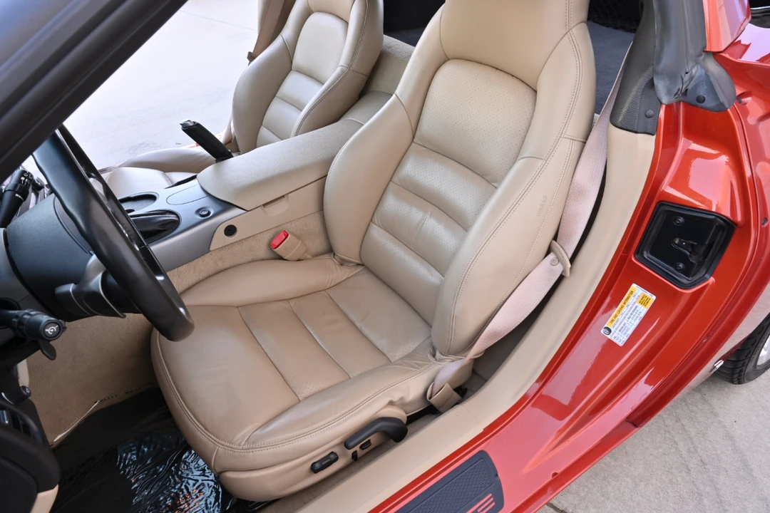2006 Chevrolet Corvette - Image 14 of 31