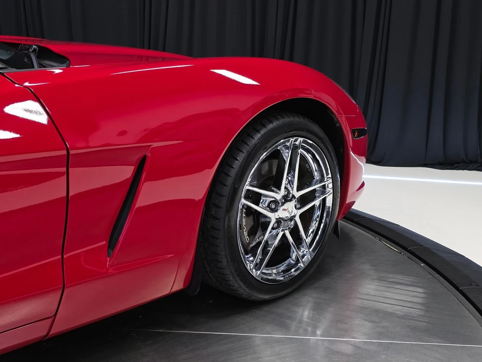 2006 Chevrolet Corvette C6 - Image 5 of 31