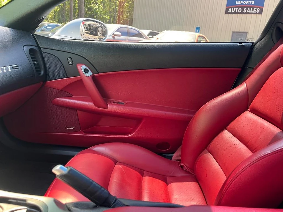 2006 Chevrolet Corvette C6 - Image 25 of 31