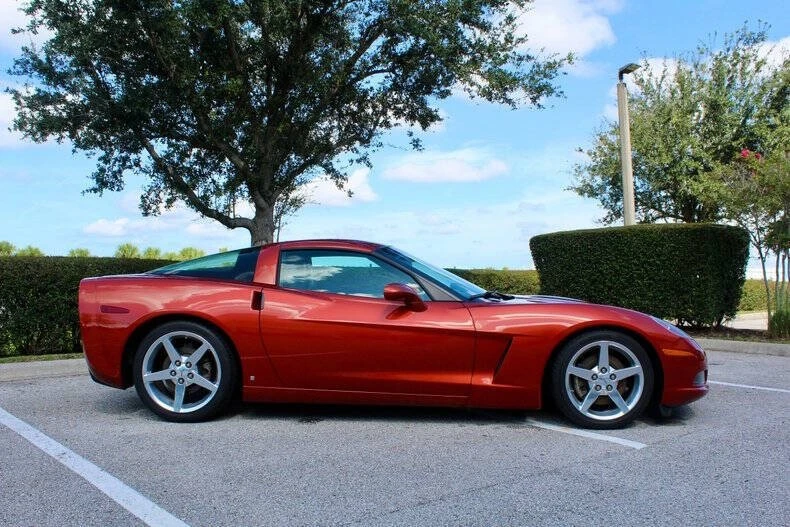 2006 Chevrolet Corvette C6 - Image 2 of 12