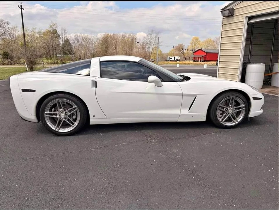 2006 Chevrolet Corvette C6 - Image 1 of 14