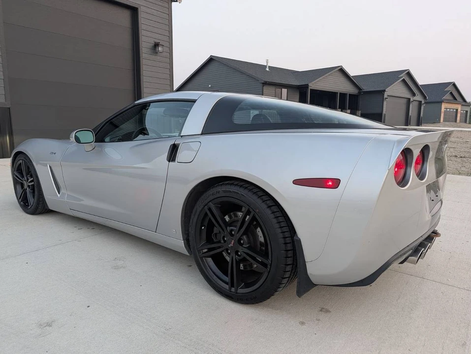 2006 Chevrolet Corvette C6 - Image 10 of 21