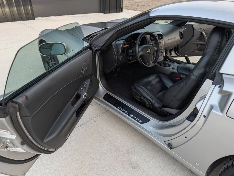 2006 Chevrolet Corvette C6 - Image 17 of 21
