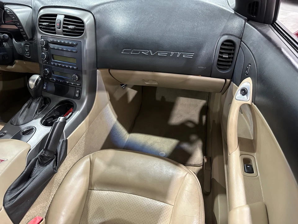 2006 Chevrolet Corvette C6 - Image 11 of 31