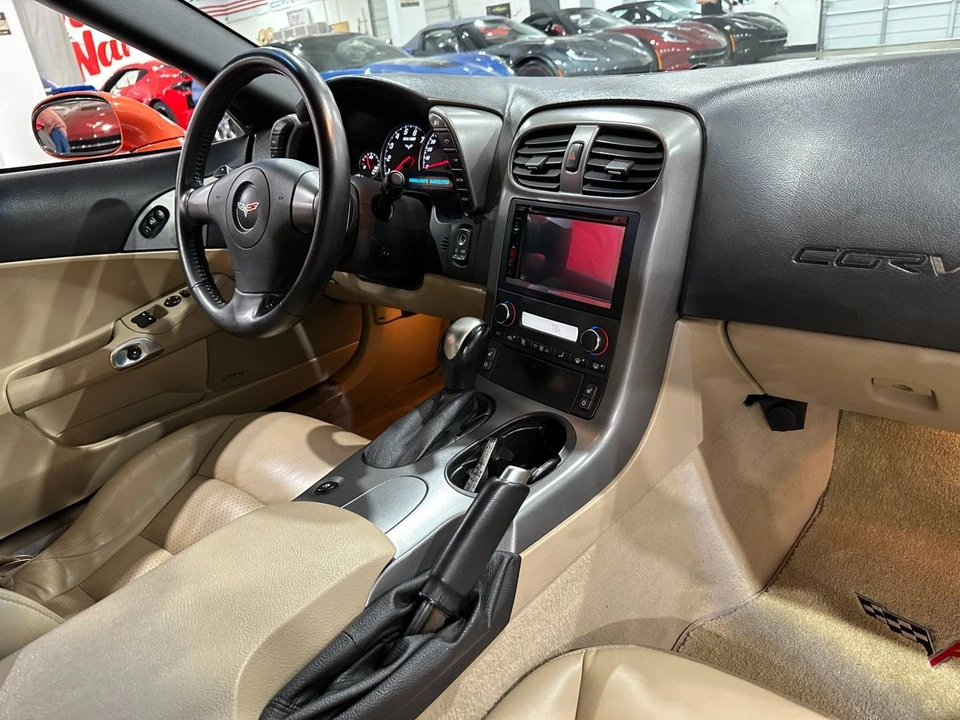 2006 Chevrolet Corvette C6 - Image 12 of 21