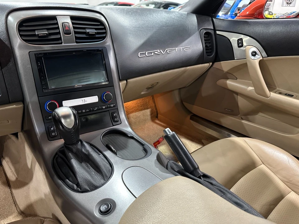 2006 Chevrolet Corvette C6 - Image 16 of 21