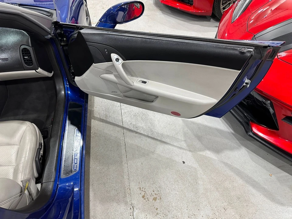 2006 Chevrolet Corvette C6 - Image 15 of 21