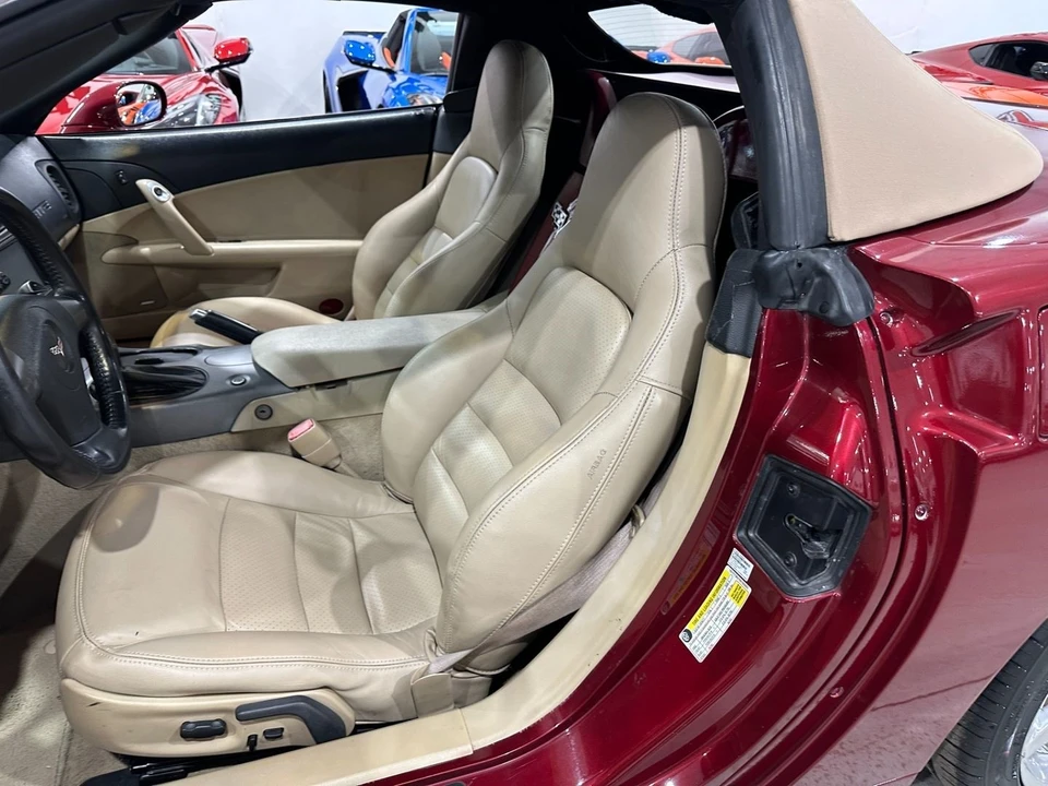 2006 Chevrolet Corvette C6 - Image 13 of 21