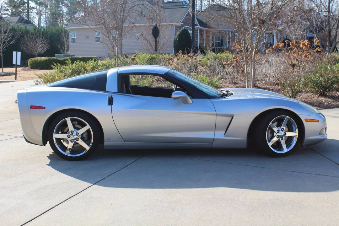2006 Chevrolet Corvette C6 - Image 3 of 11