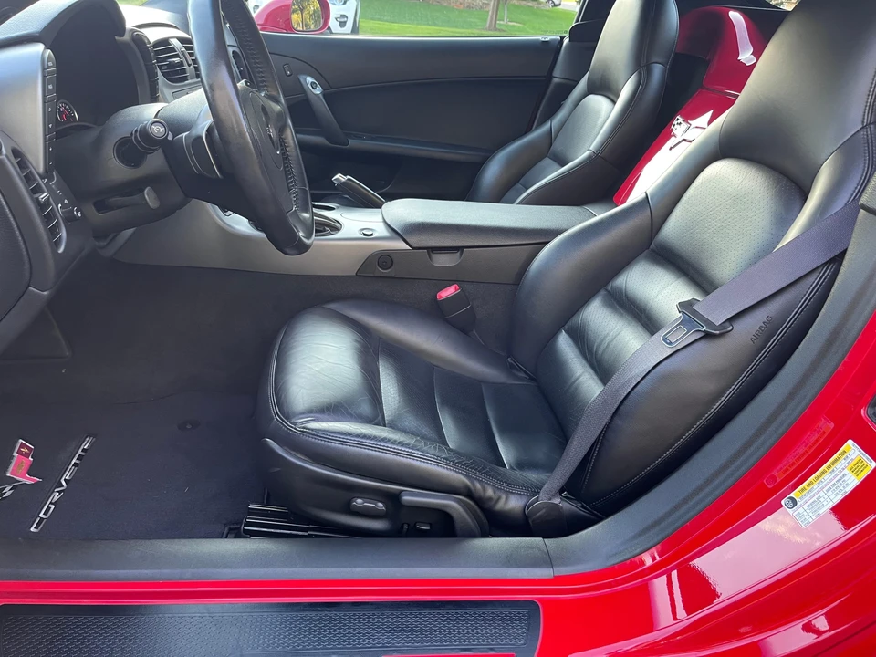 2006 Chevrolet Corvette C6 - Image 17 of 31