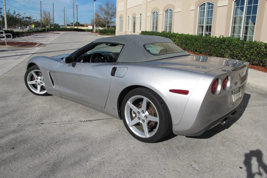 2006 Chevrolet Corvette C6 - Image 2 of 8